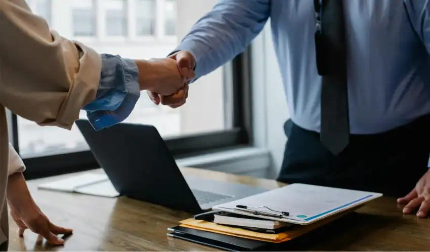 Security of tenure under Landlord and Tenant Act 1954 — UK business tenant reviewing section 25 notice and lease renewal options with commercial solicitor